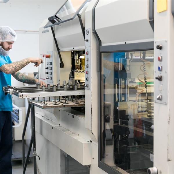 Our team is ready to make the best packaging for you.